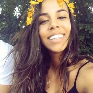 Meet your Posher, Alice